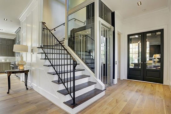 Thang máy gia đình